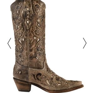 Like new Corral boots
